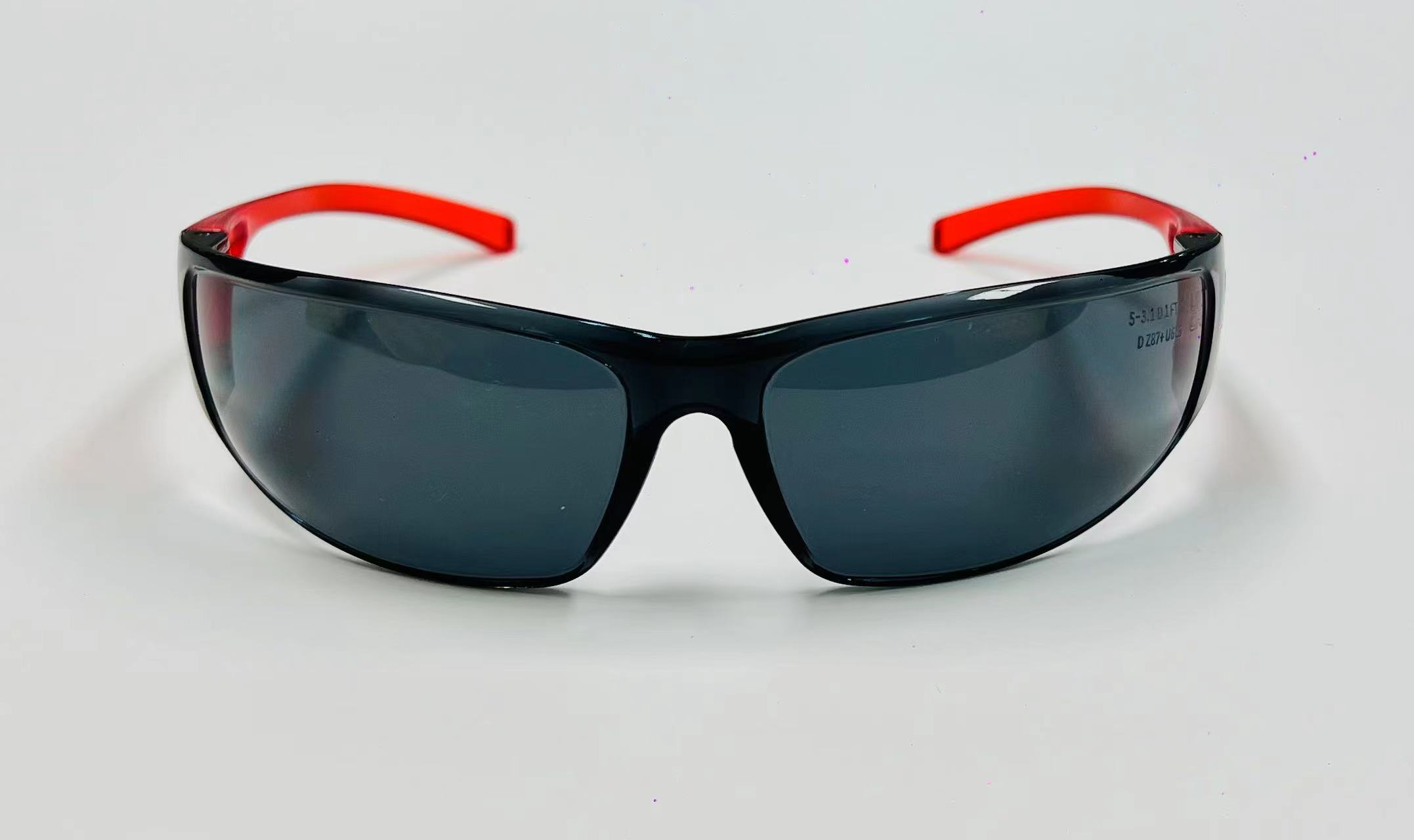 Maxiflex gloves in Dubai and qatar